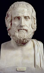 Busto retrato de Eurípides